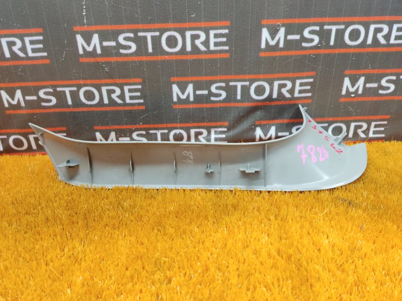 обшивка двери багажника, 350 рублей, Красноярск