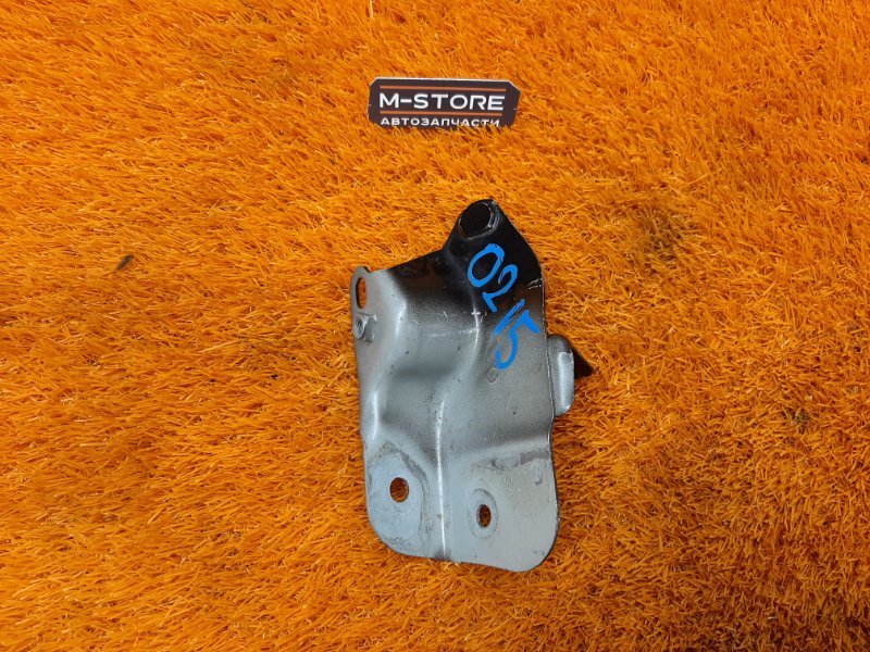 Кронштейн амортизатора капота, 300 рублей, Красноярск