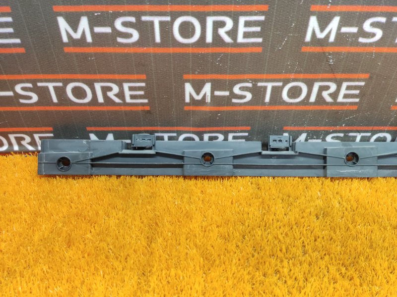 кронштейн порога, 340 рублей, Красноярск