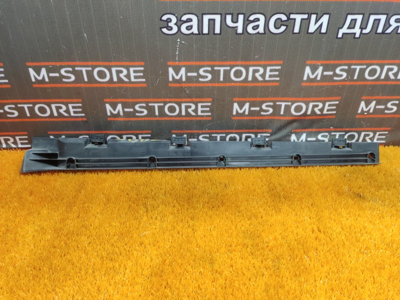 кронштейн порога, 340 рублей, Красноярск