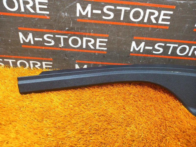 Накладка на порог салона, 270 рублей, Красноярск