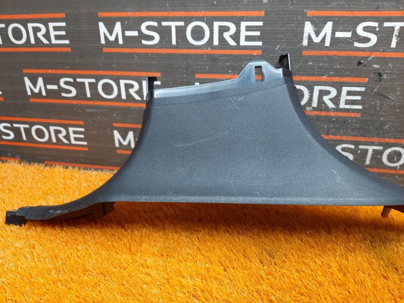 Накладка на порог салона, 350 рублей, Красноярск