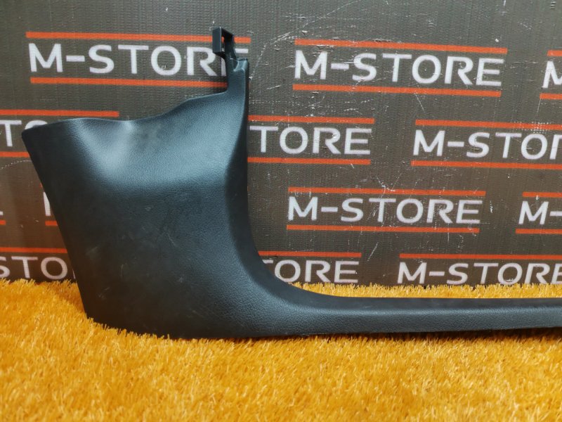 Накладка на порог салона, 350 рублей, Красноярск