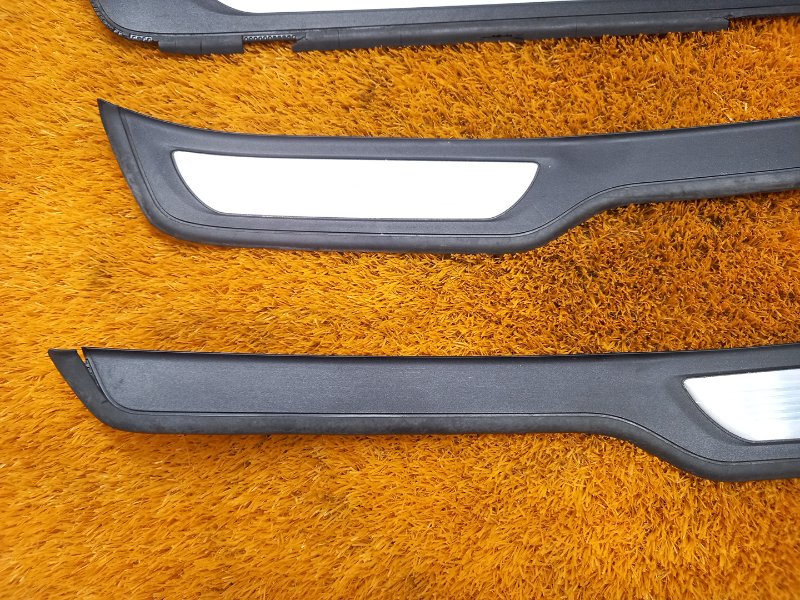 Накладка на порог салона, 670 рублей, Красноярск