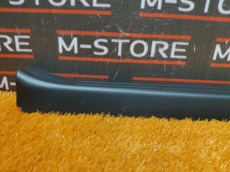 Накладка на порог салона, 350 рублей, Красноярск