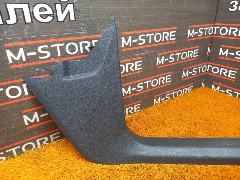 Накладка на порог салона, 350 рублей, Красноярск