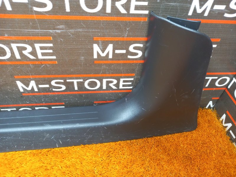 Накладка на порог салона, 210 рублей, Красноярск