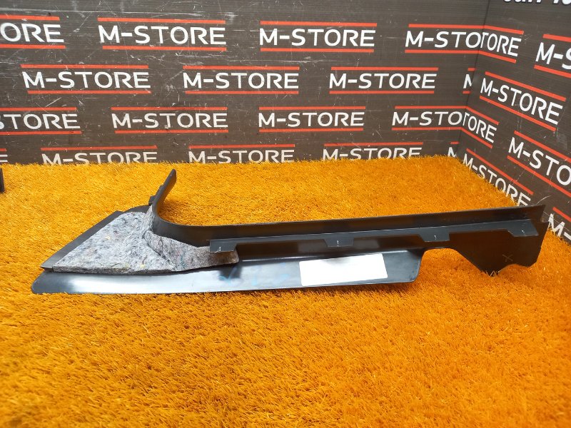 Накладка на порог салона, 210 рублей, Красноярск