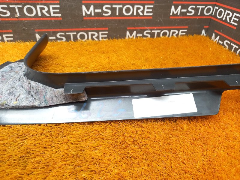 Накладка на порог салона, 210 рублей, Красноярск