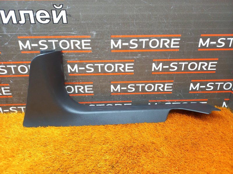 Накладка на порог салона, 210 рублей, Красноярск