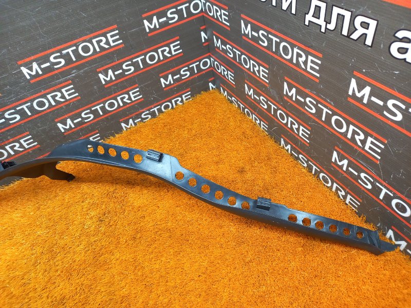 Накладка на порог салона, 210 рублей, Красноярск