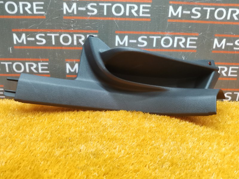 Накладка на порог салона, 350 рублей, Красноярск