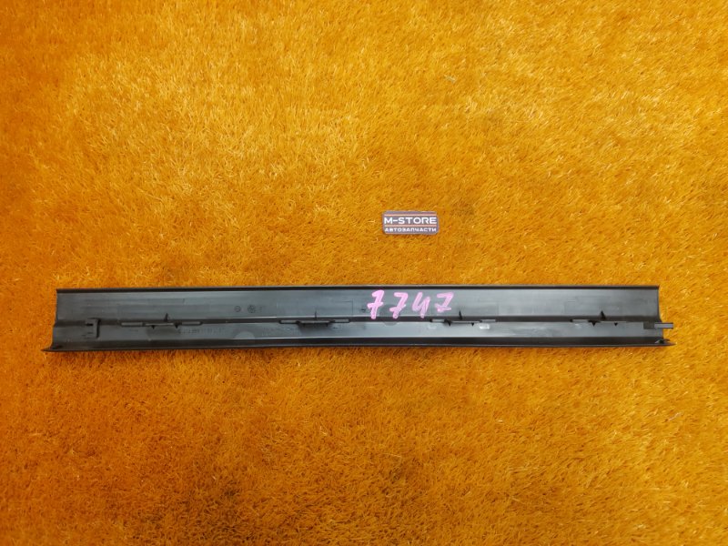 Накладка на порог салона, 300 рублей, Красноярск