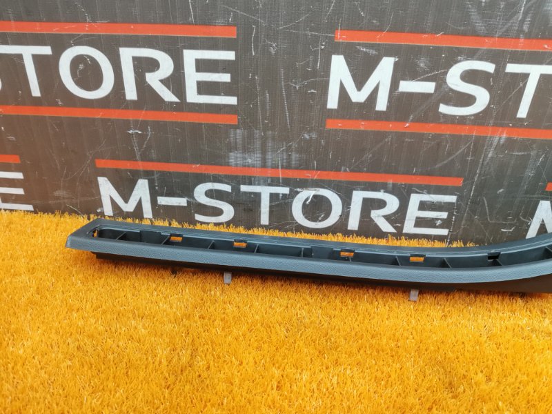 Накладка на порог салона, 350 рублей, Красноярск