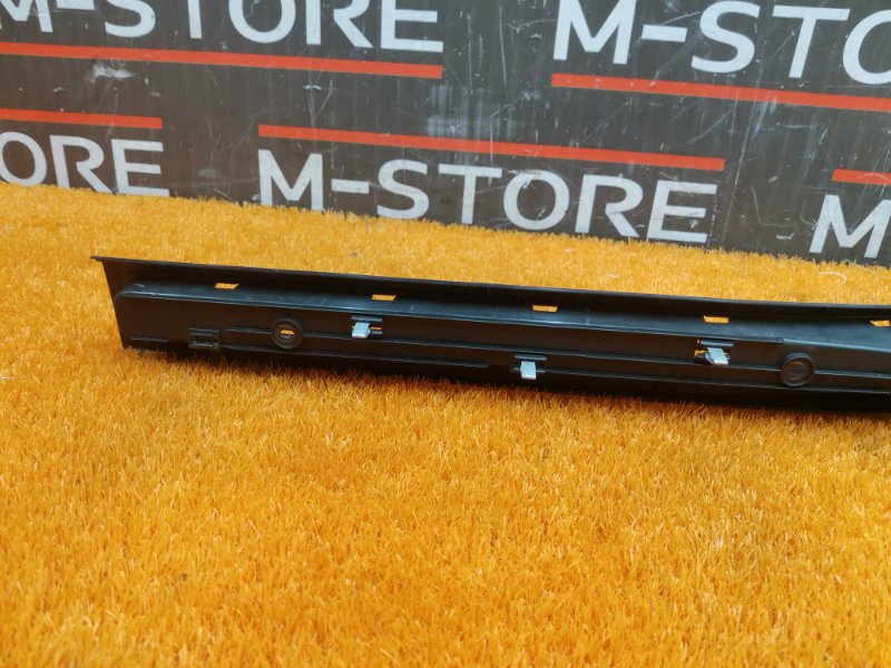 Накладка на порог салона, 350 рублей, Красноярск