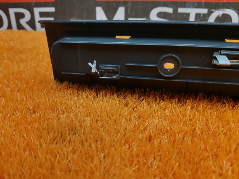 Накладка на порог салона, 190 рублей, Красноярск