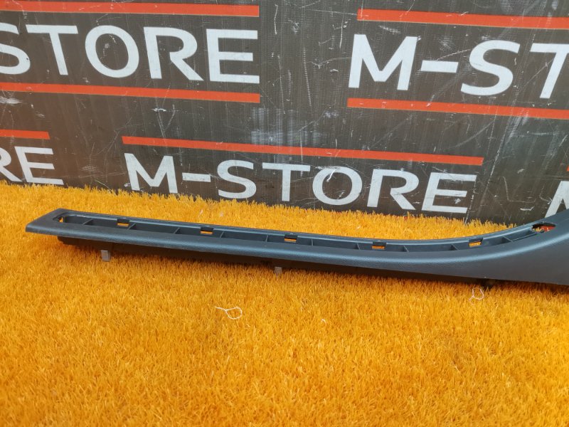 Накладка на порог салона, 350 рублей, Красноярск