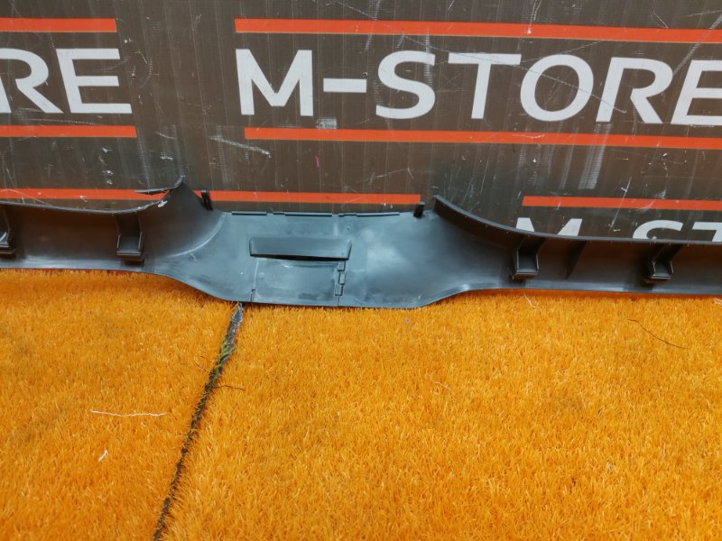 Накладка на порог салона, 540 рублей, Красноярск