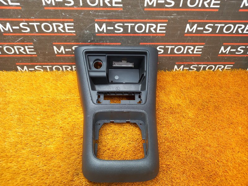 Консоль между сидений, 350 рублей, Красноярск