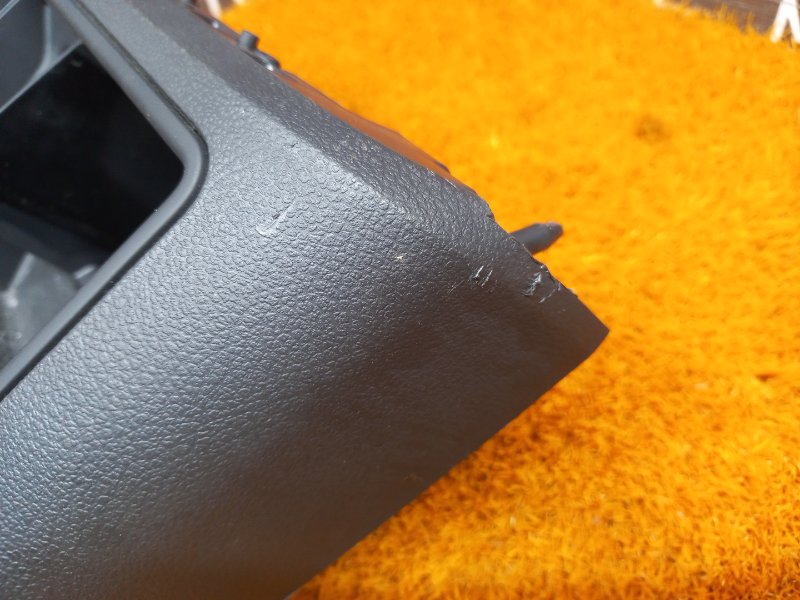 Консоль между сидений, 350 рублей, Красноярск