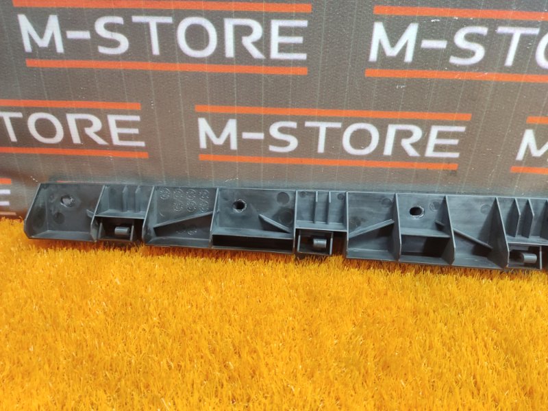 кронштейн порога, 340 рублей, Красноярск