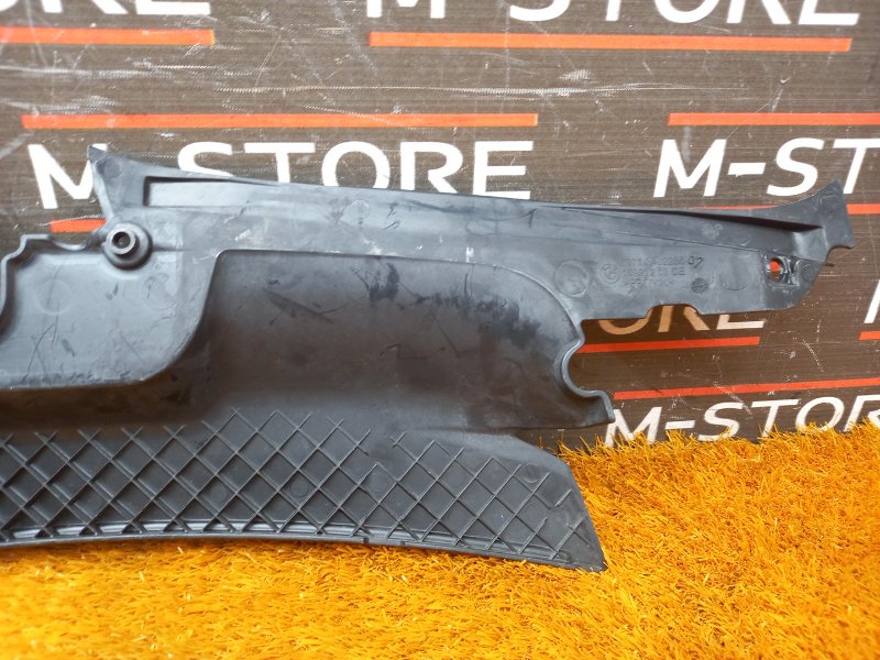 Накладка замка капота, 1500 рублей, Красноярск