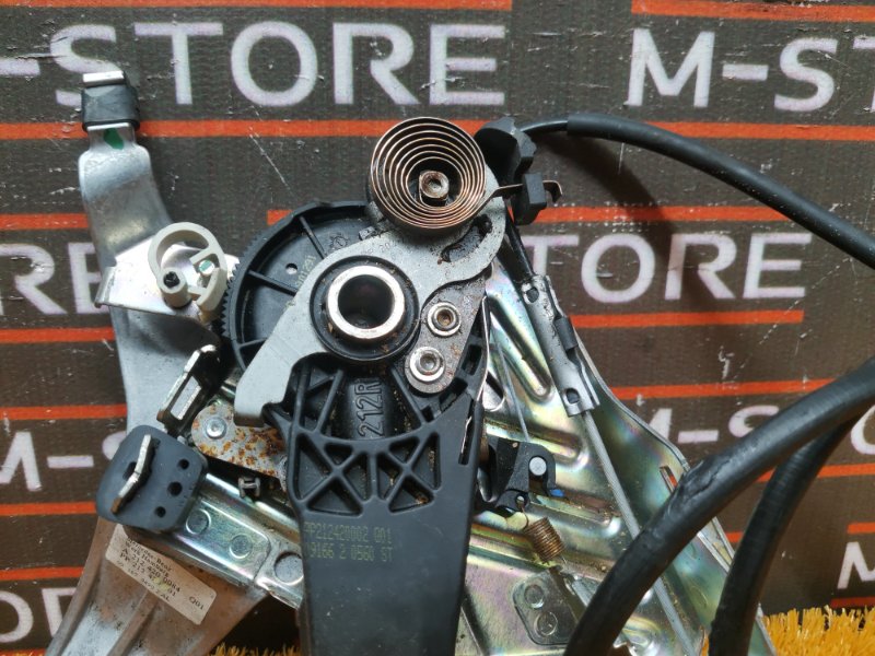 Педаль стояночного тормоза, 1290 рублей, Красноярск