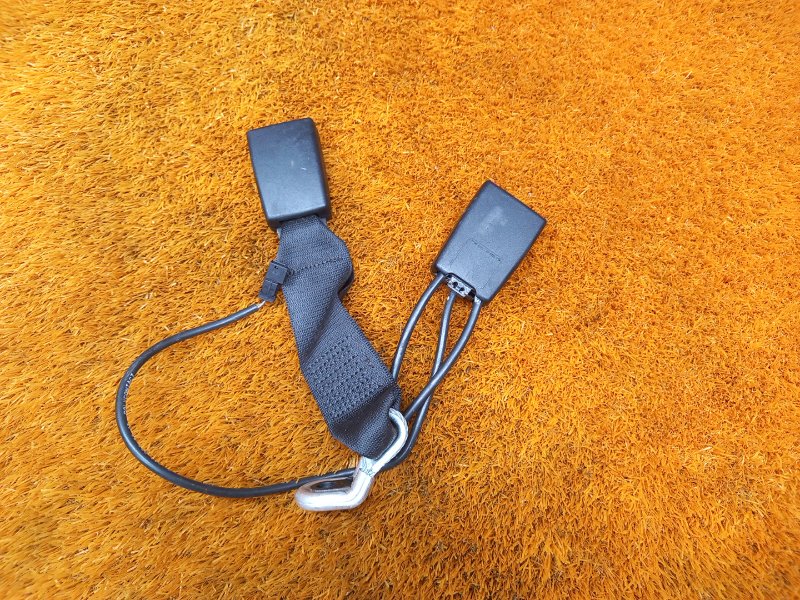 замок ремня безопасности, 670 рублей, Красноярск