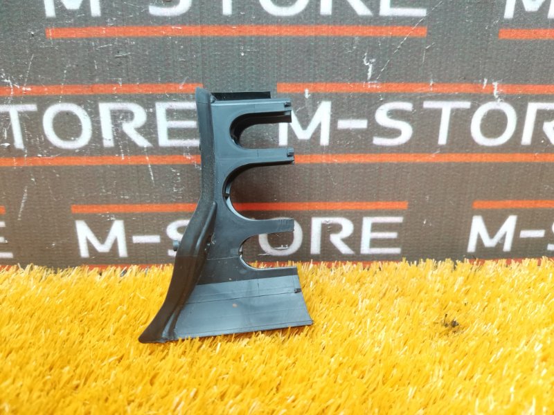 кронштейн, 300 рублей, Красноярск