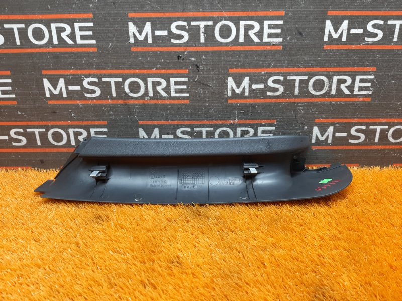 обшивка двери багажника, 300 рублей, Красноярск