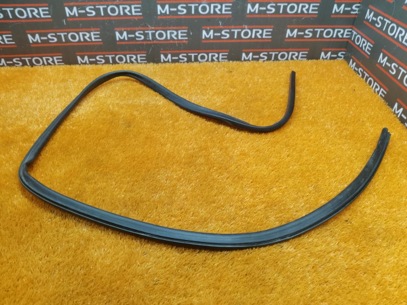 Уплотнитель капота, 950 рублей, Красноярск