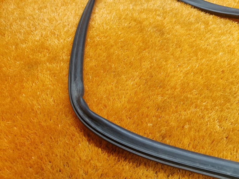 Уплотнитель капота, 950 рублей, Красноярск