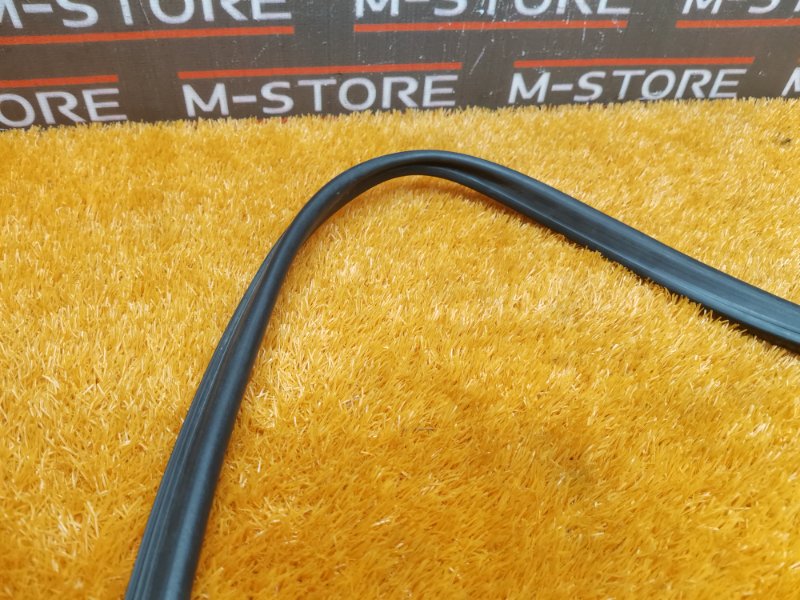 Уплотнитель капота, 950 рублей, Красноярск