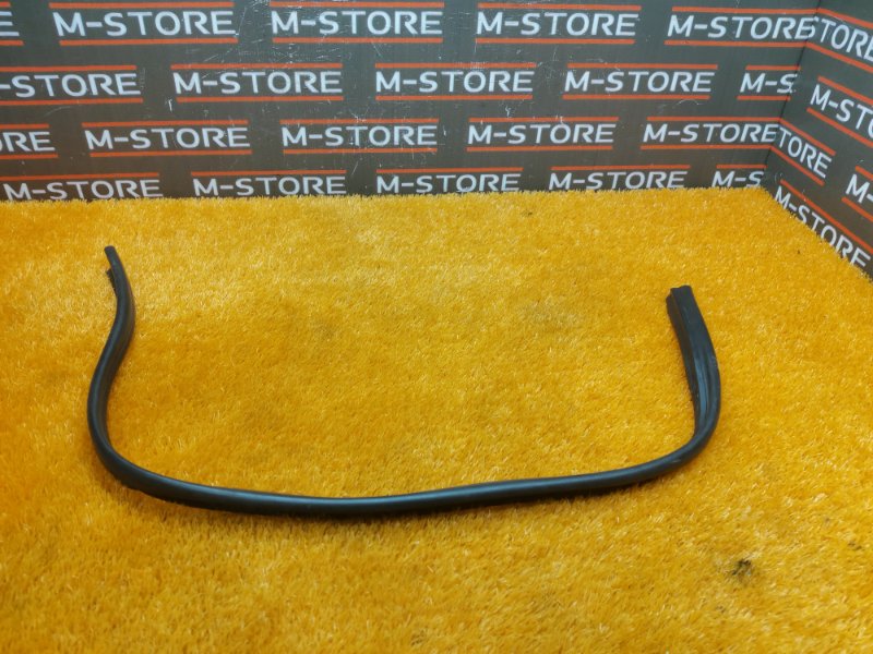 Уплотнитель капота, 450 рублей, Красноярск