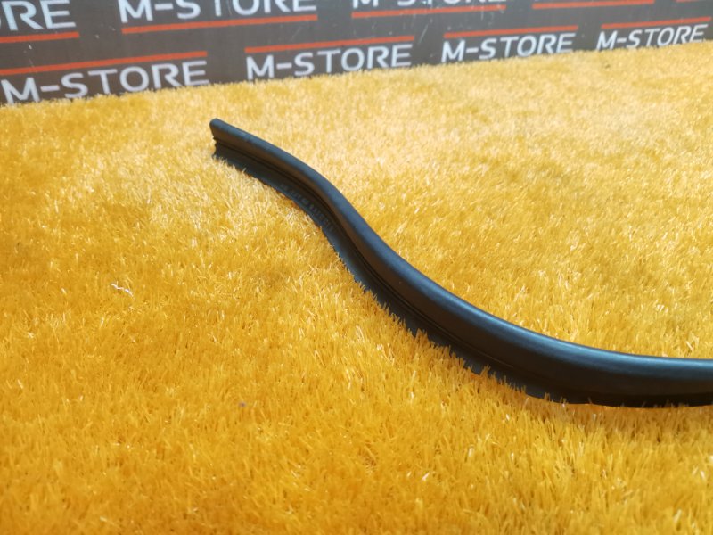 Уплотнитель капота, 450 рублей, Красноярск