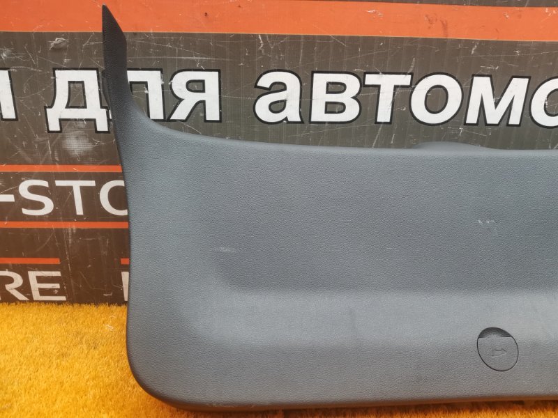 обшивка двери багажника, 860 рублей, Красноярск