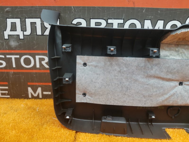обшивка двери багажника, 860 рублей, Красноярск