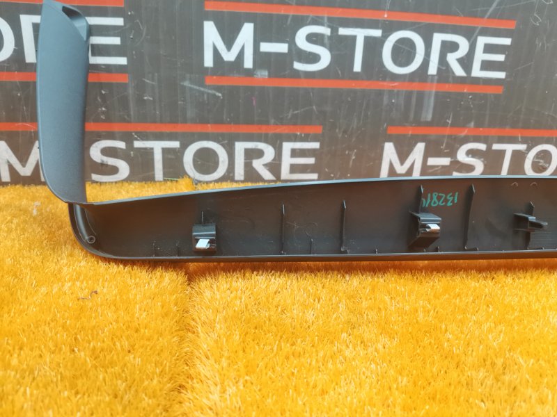 обшивка двери багажника, 350 рублей, Красноярск