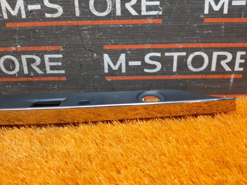 накладка крышки багажника, 1000 рублей, Красноярск