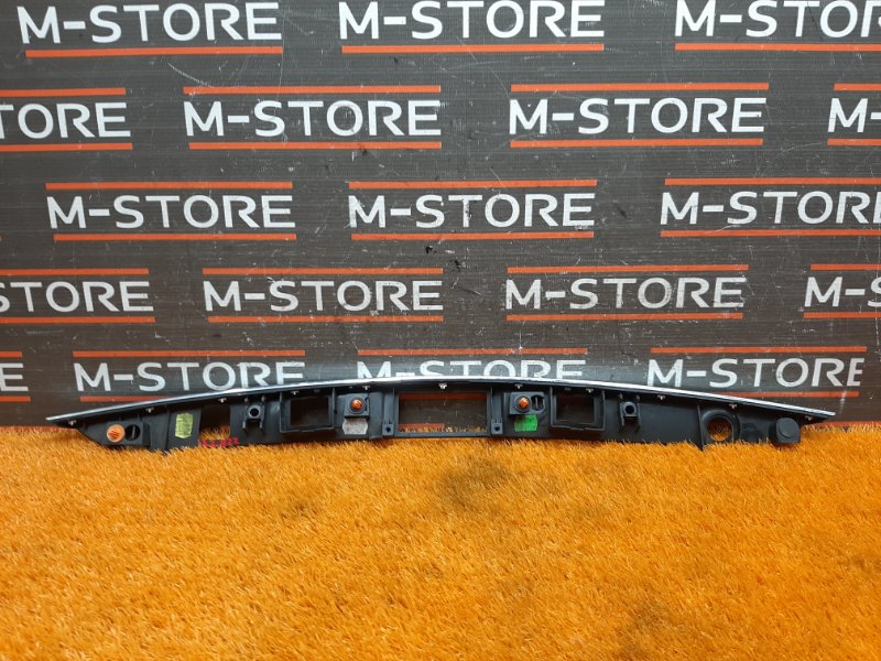 накладка крышки багажника, 1000 рублей, Красноярск