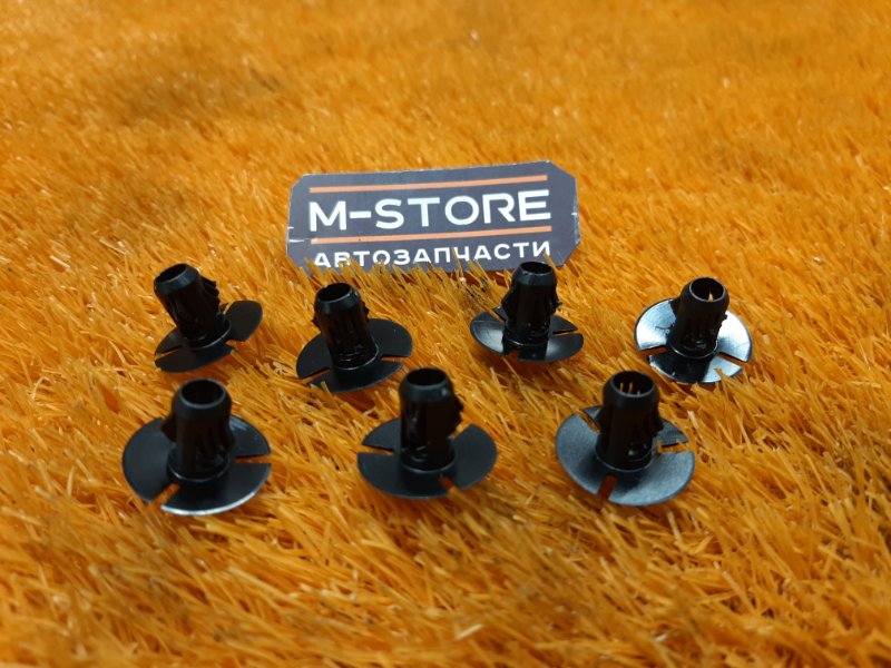 Клипса обшивки, 400 рублей, Красноярск