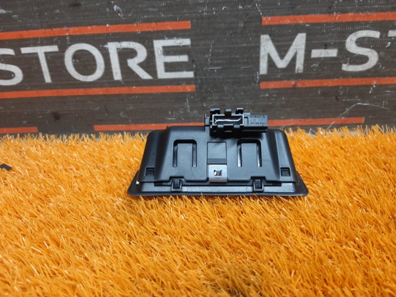 ручка багажника, 1000 рублей, Красноярск