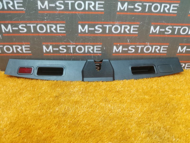 обшивка крышки багажника, 670 рублей, Красноярск