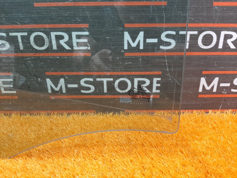 Стекло боковое, 980 рублей, Красноярск