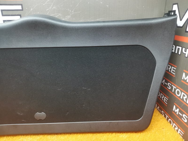 обшивка двери багажника, 670 рублей, Красноярск