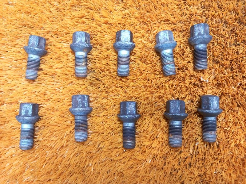 болт колесный, 720 рублей, Красноярск