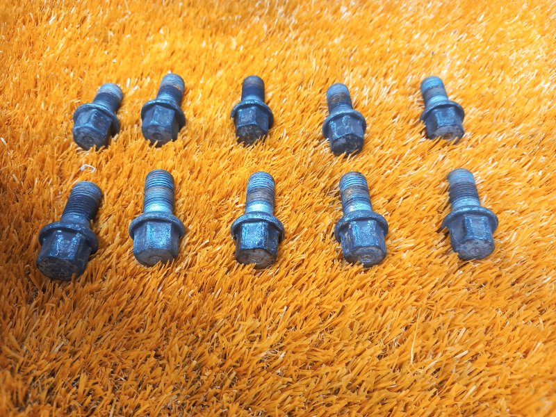 болт колесный, 720 рублей, Красноярск