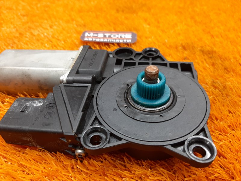 мотор стеклоподъемника, 670 рублей, Красноярск