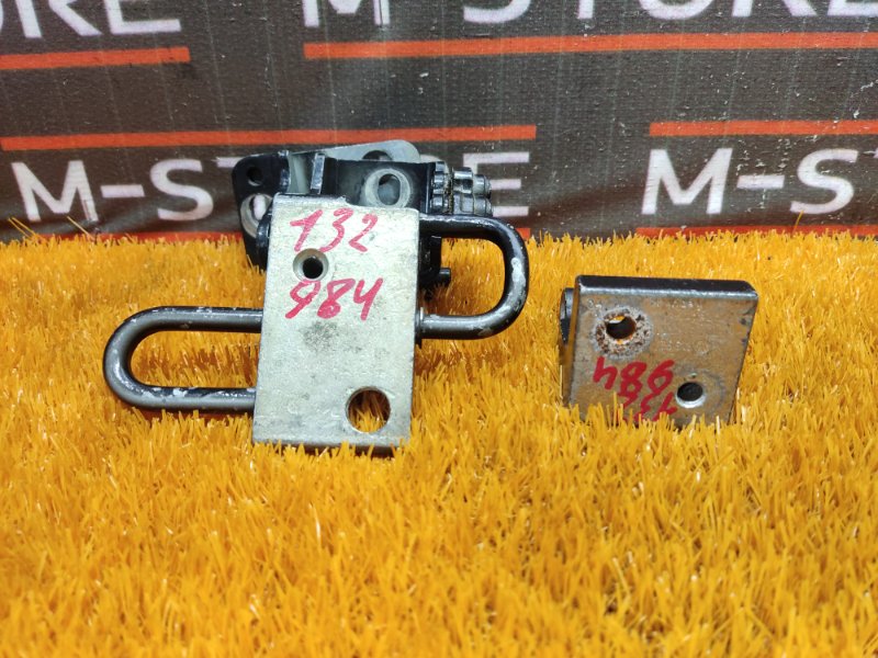 петля двери, 670 рублей, Красноярск