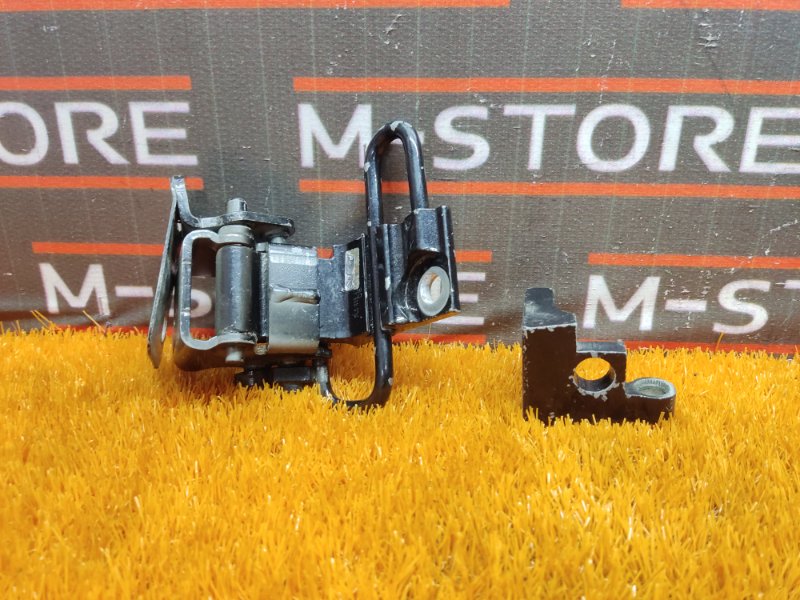 петля двери, 670 рублей, Красноярск